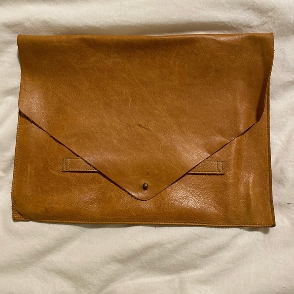 Accessories - Leather iPad/Computer case